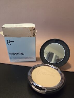!it jeans Celebration Foundation Powder - Medium Beige